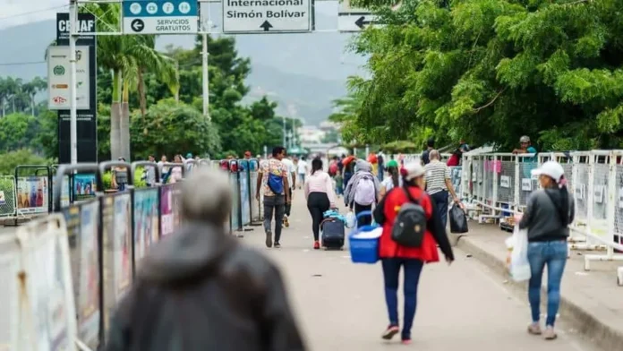 Dominicanos entre migrantes irregulares en Colombia