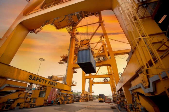 Exportaciones dominicanas alcanzan récord en 2026.