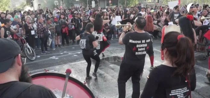 Marcha en Chile por estallido social 2019
