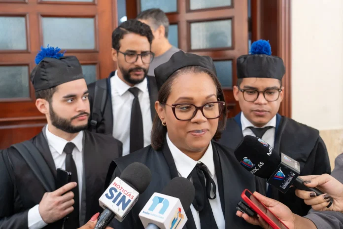Acusación de dilación en juicio a Rodríguez