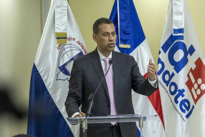 Guido Gómez Mazara propone educación en STEM