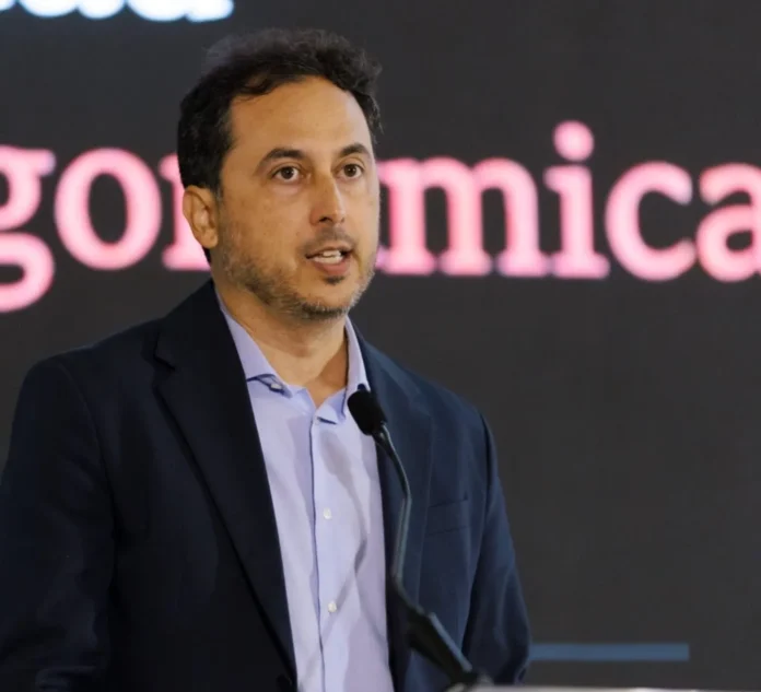Octavio Kulesz habla sobre IA y creatividad.