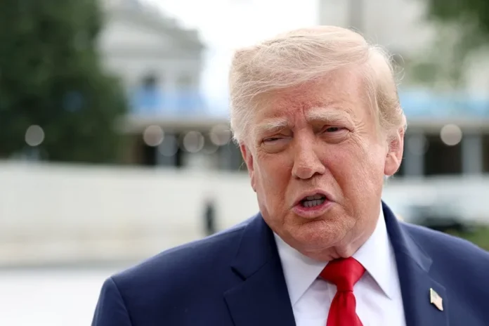 Trump critica ataques ucranianos a refinerías rusas.