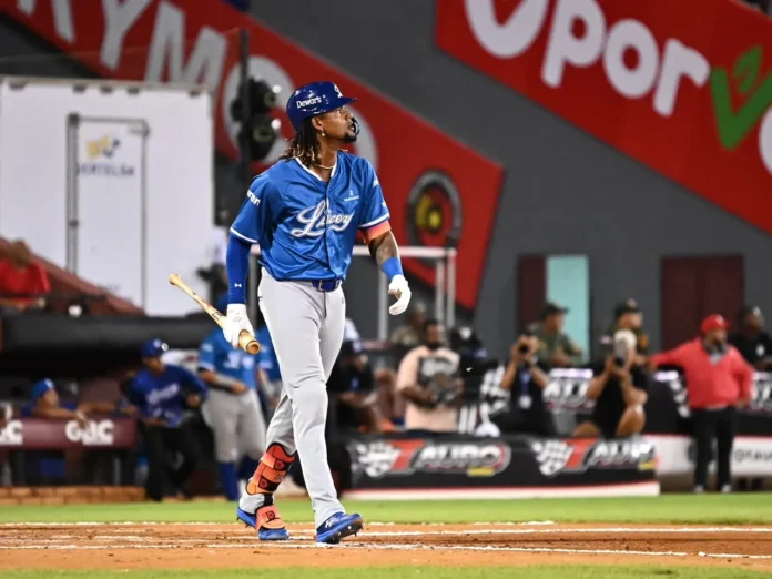 Kelvin Alcantara celebra su gran actuación.