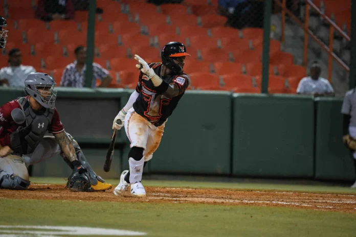 Toros vencen a Gigantes 6-0 en casa.