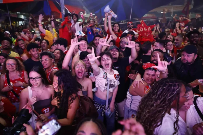 Celebración de la reelección de Lula en Brasil.
