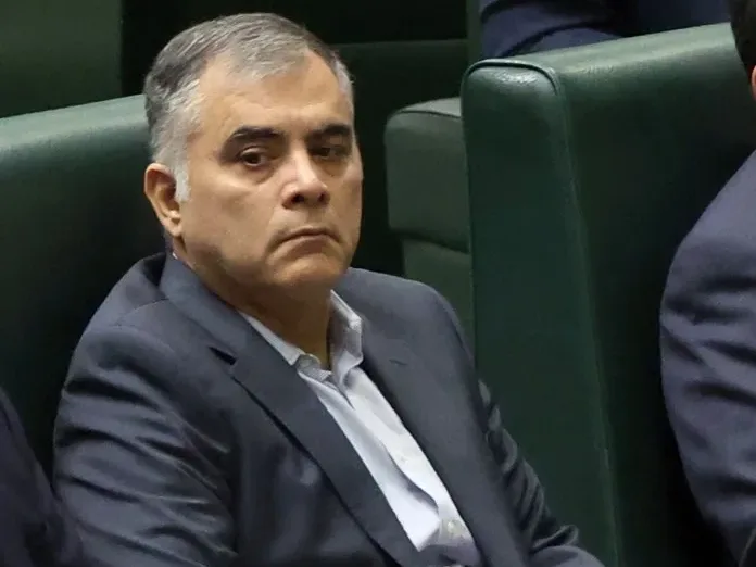 Renuncia del ministro de Petróleo de Irán