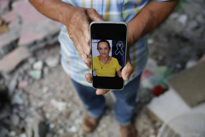 Mujer fallece tras terremoto en Panamá.