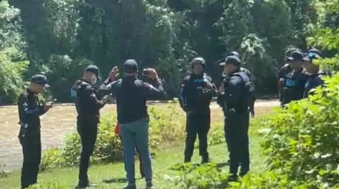 Prendas de Yosnely Álvarez encontradas en Navarrete.