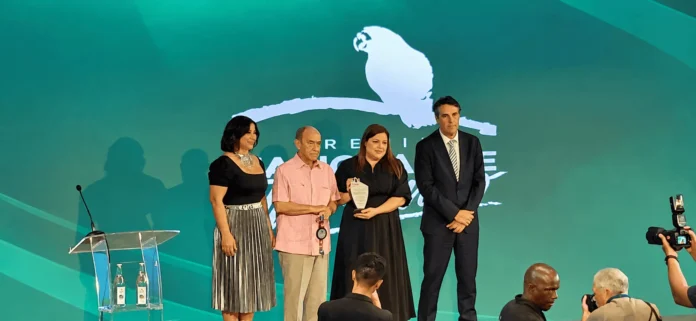 Resumen Turismo recibe Premio Nacional de Turismo