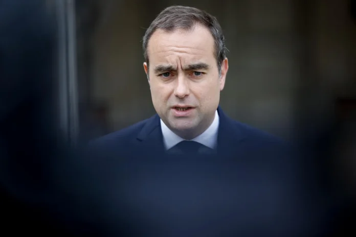 Despliegue militar en Francia por disturbios.