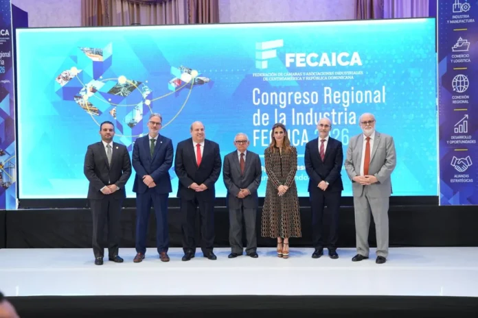Ligia Bonetti en Congreso Regional de FECAICA