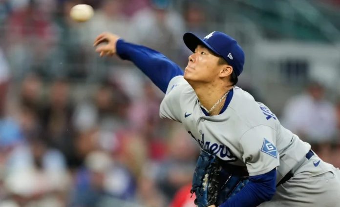 Yoshinobu Yamamoto lanza en postemporada Dodgers